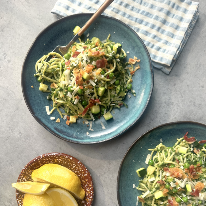 Spaghetti met spinazie-pesto saus